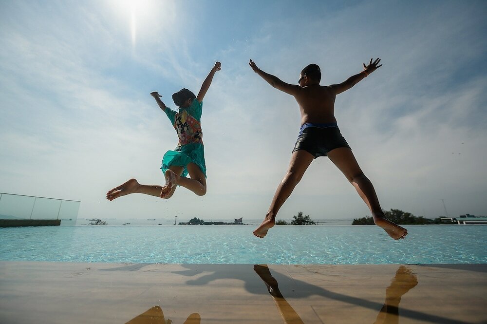 Фото Oakwood Hotel and Residence Sri Racha