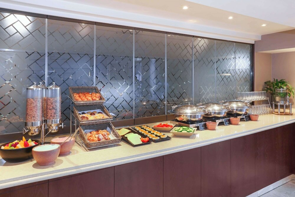 Фото StayEasy Century City