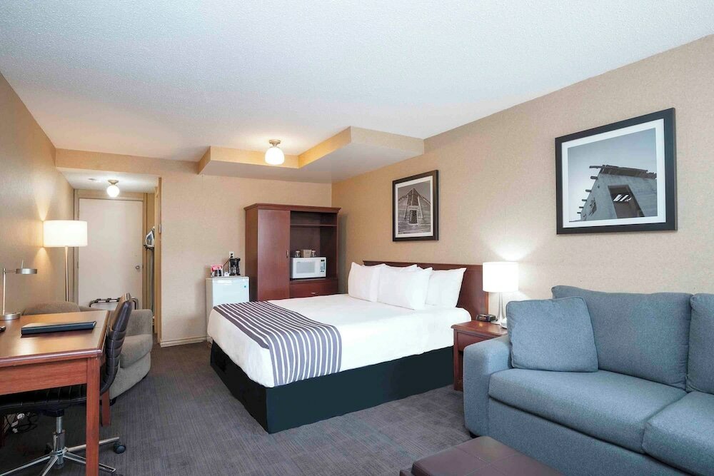 Фото Sandman Inn Princeton