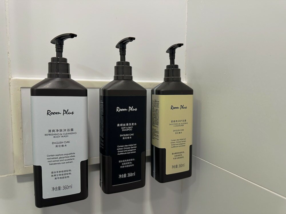 Фото South Pacific Hotel