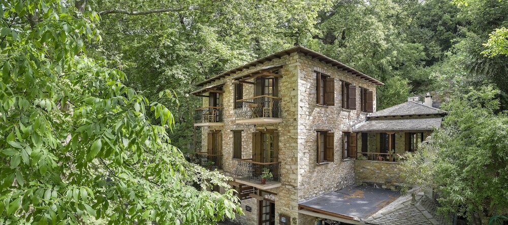 Фото Palios Stathmos