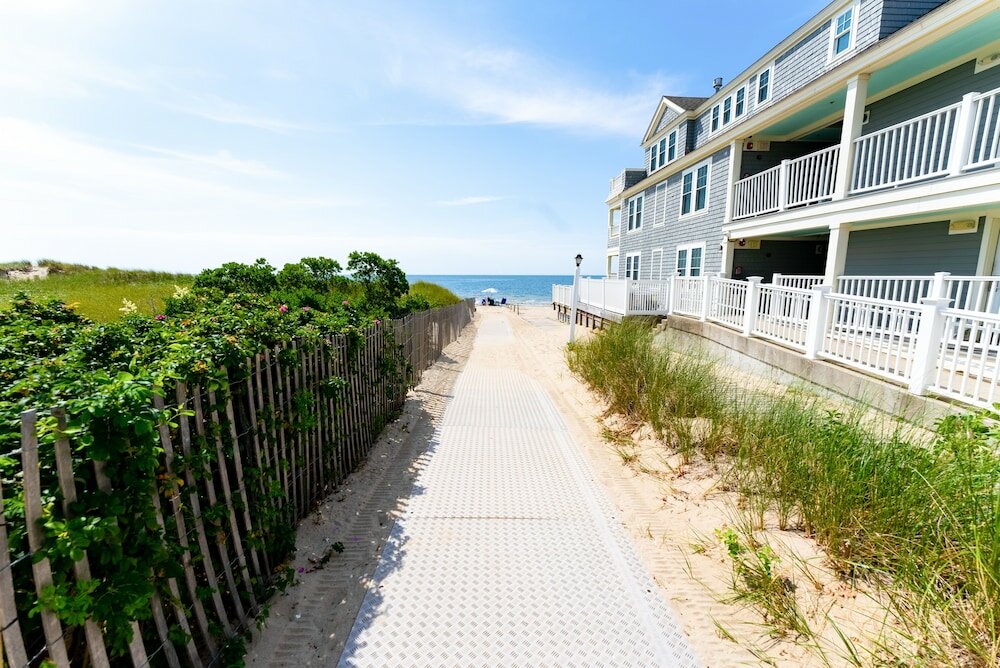 Фото Edgewater Beach Resort, a Vri resort