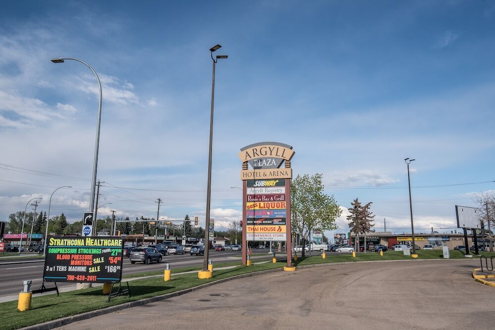 Фото Argyll Plaza Hotel