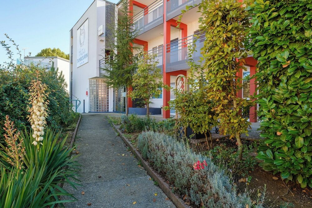 Фото Hotel Tambourin