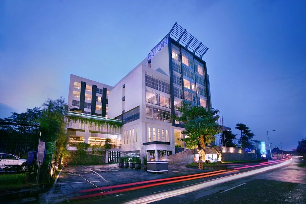 Hotel Aston Jember Hotel & Conference Center, Jember, photo