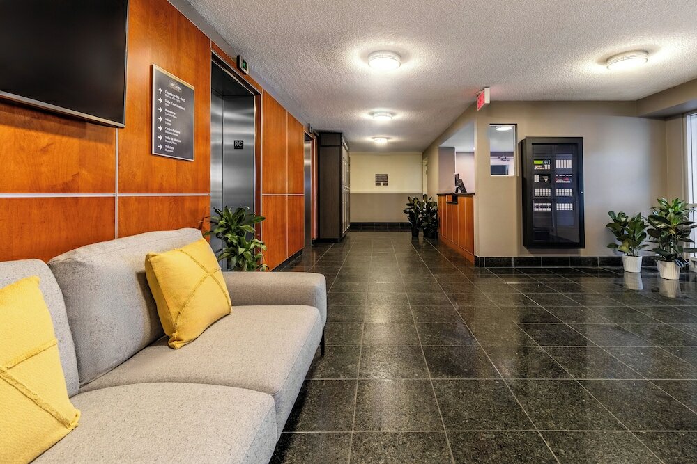 Фото Hotel Saint-Laurent Montreal