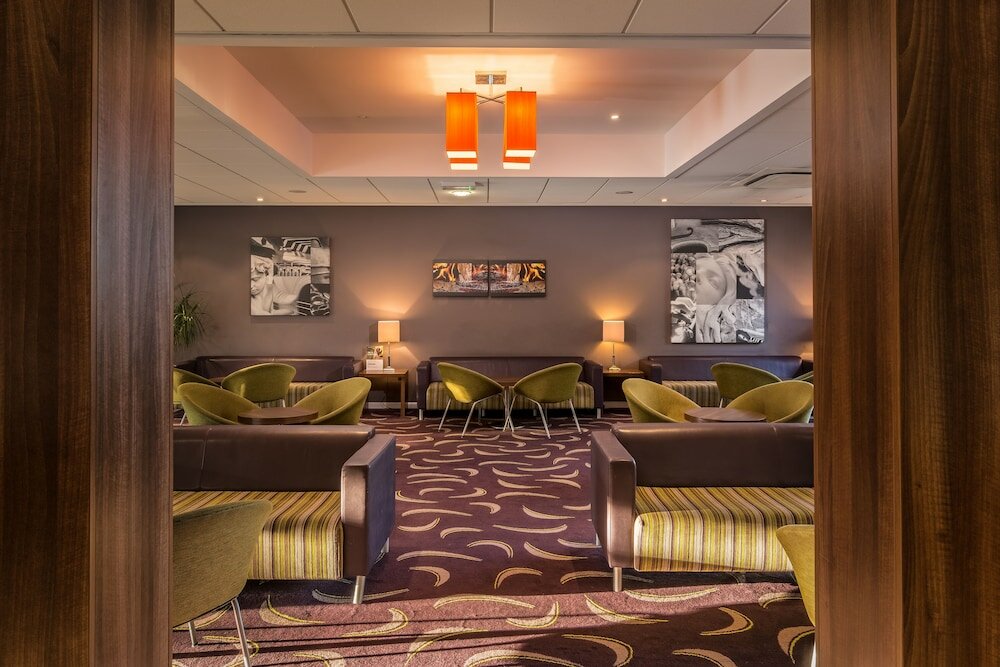 Фото Holiday Inn Express Preston - South, an Ihg Hotel