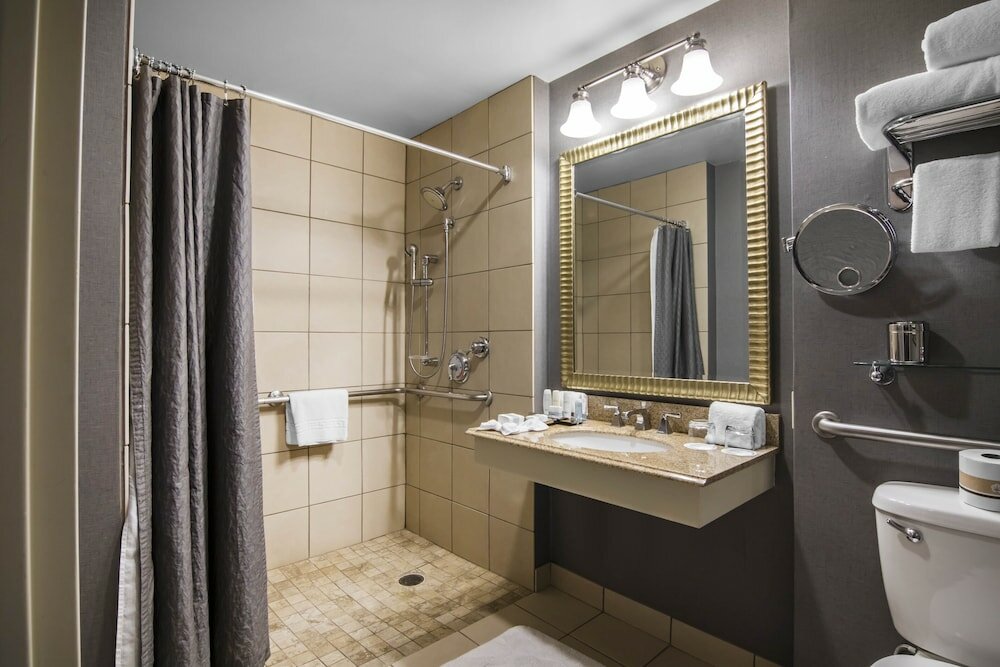 Фото Renaissance Dallas North Hotel