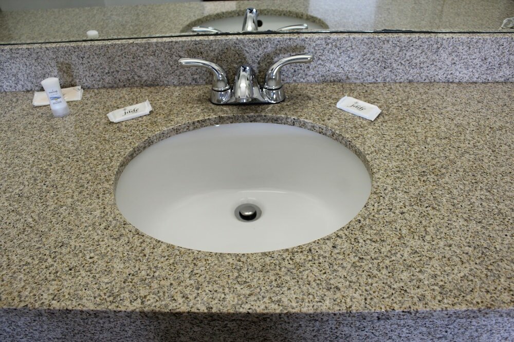 Фото Tourway Inn