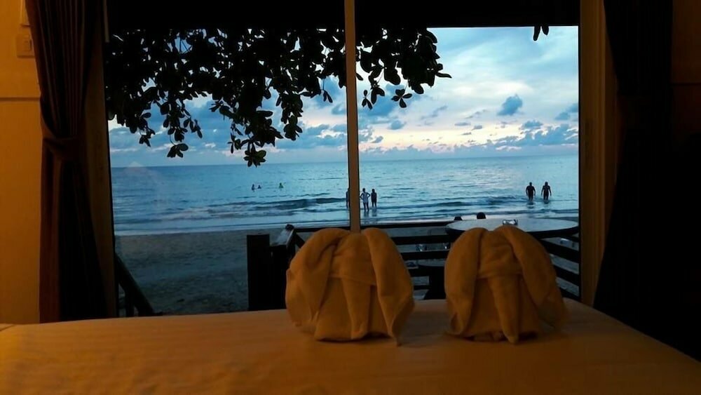 Фото Apple Beachfront Resort