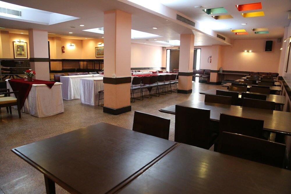 Фото Hotel Tourist Deluxe