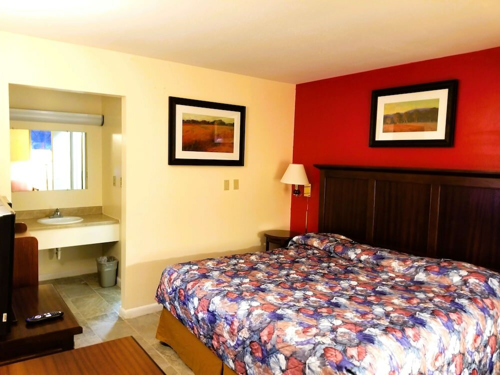 Фото Americas Best Value Inn Arkansas City