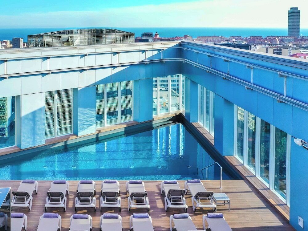 Фото Novotel Barcelona City