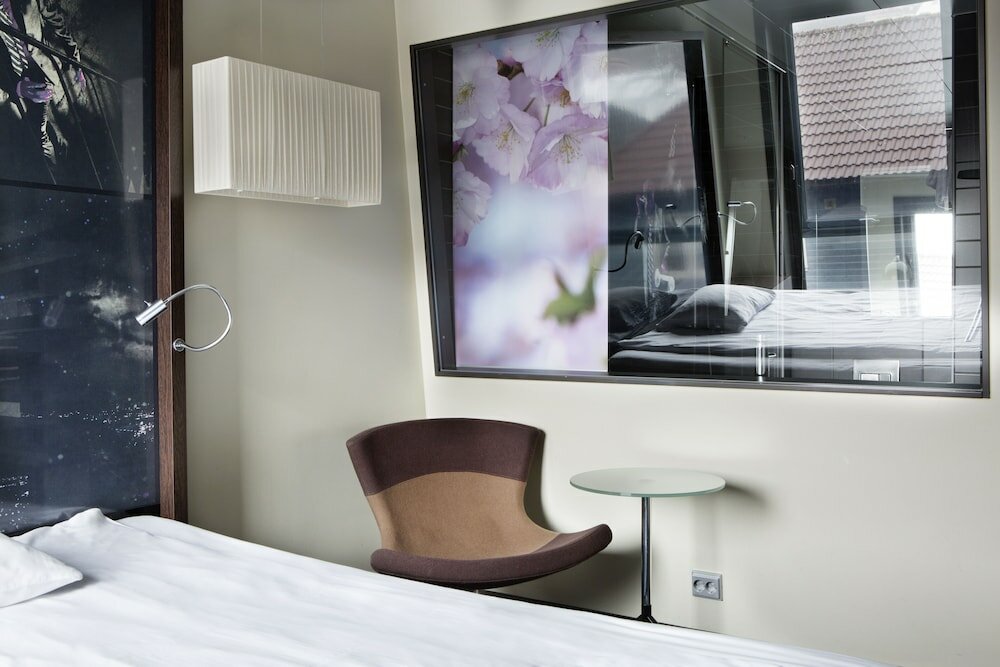 Фото Comfort Hotel Square