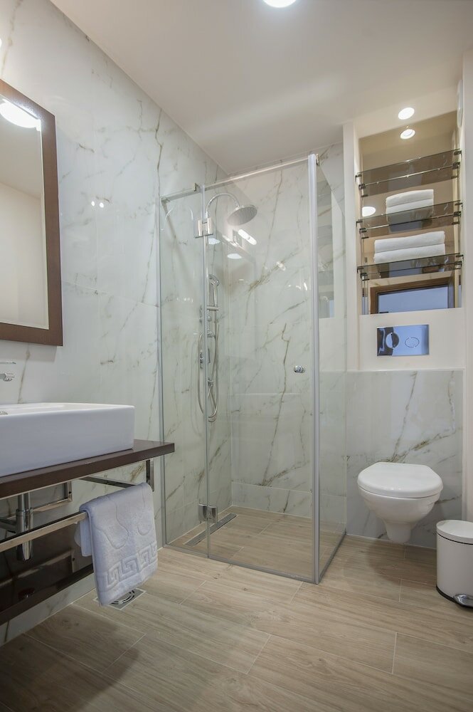 Фото Отель Twelve by Aycon