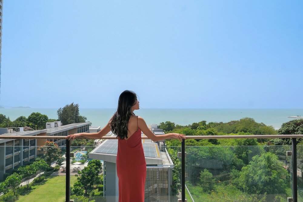 Фото Renaissance Pattaya Resort and SPA