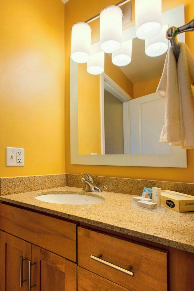 Фото TownePlace Suites Kansas City Overland Park