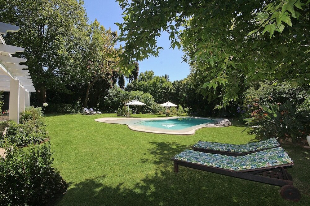 Фото Beluga of Constantia Guest House