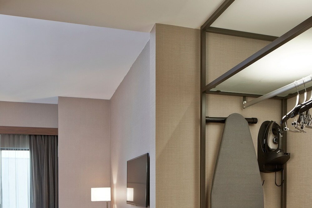 Фото Ac Hotel by Marriott Minneapolis Downtown