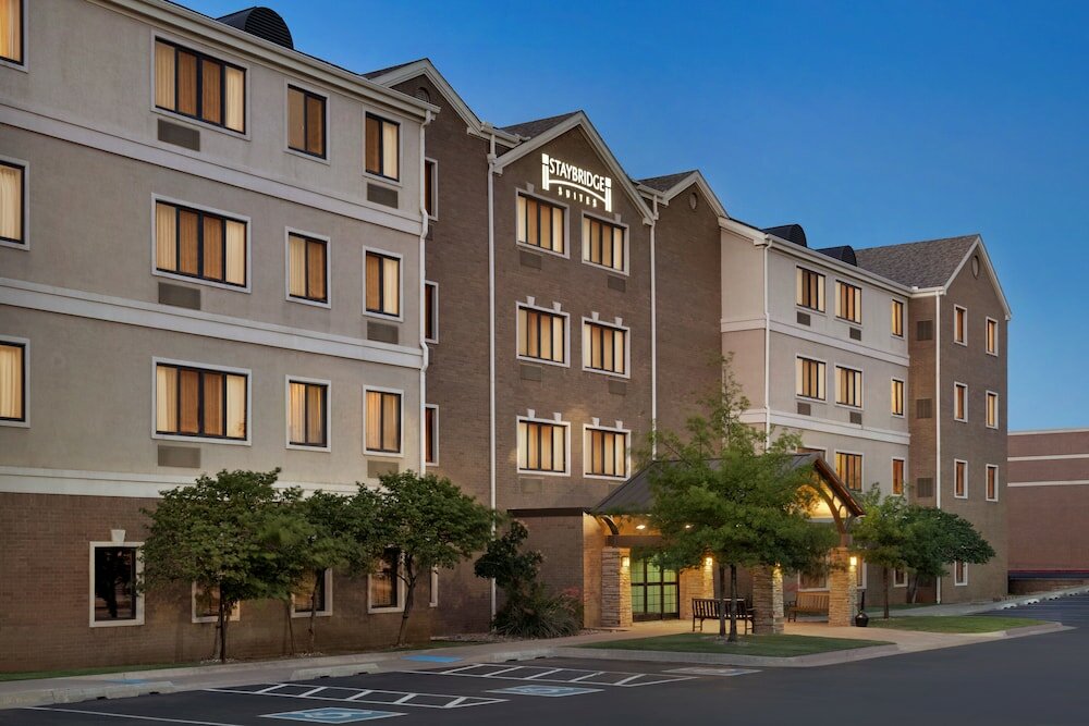 Фото Staybridge Suites Oklahoma City-Quail Springs, an Ihg Hotel