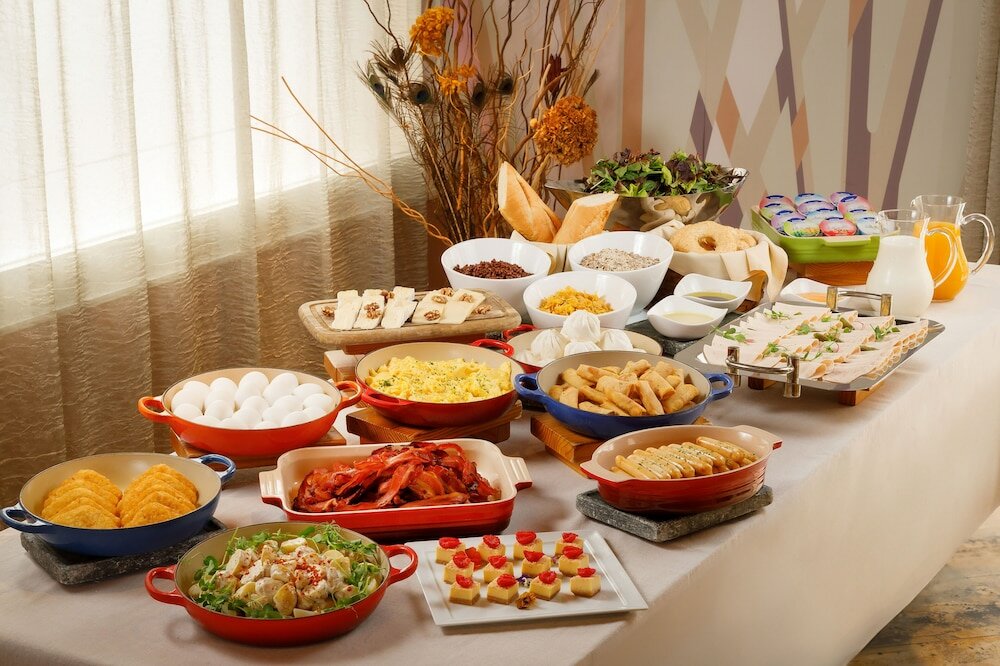 Фото The Luxe Manor