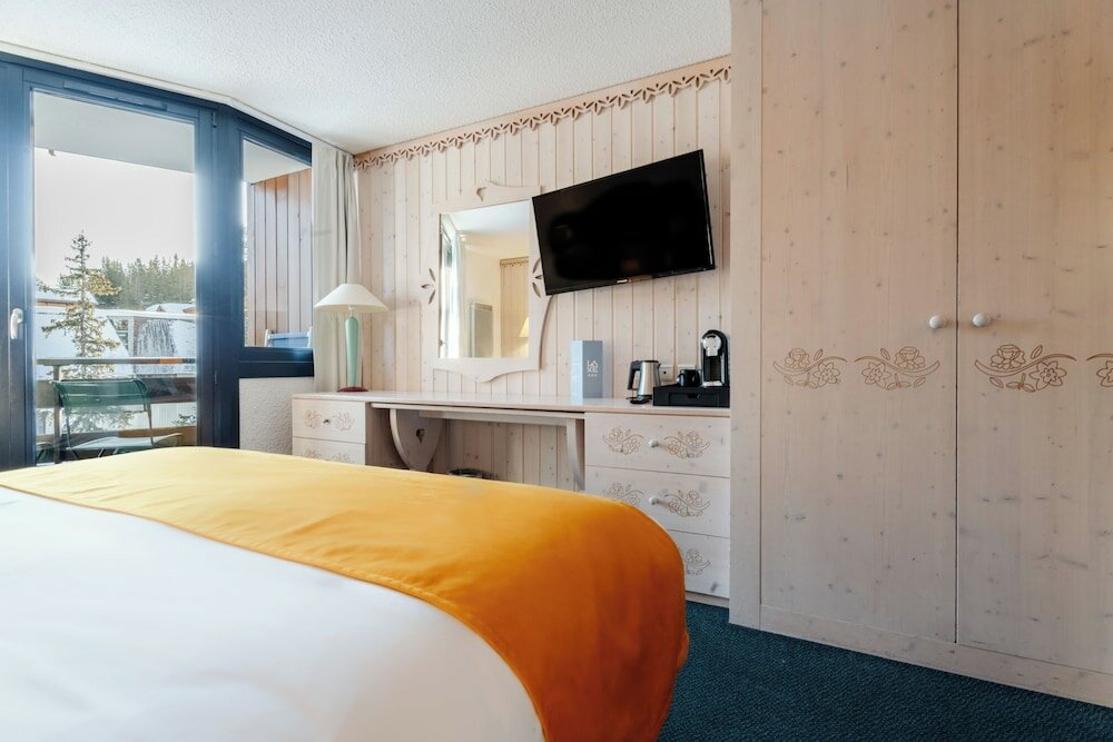 Фото Lake Hôtel Courchevel 1850