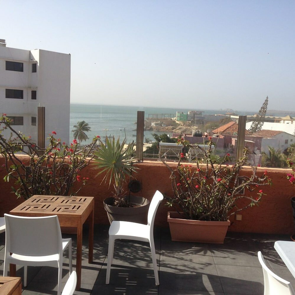 Фото Hôtel Le Djoloff