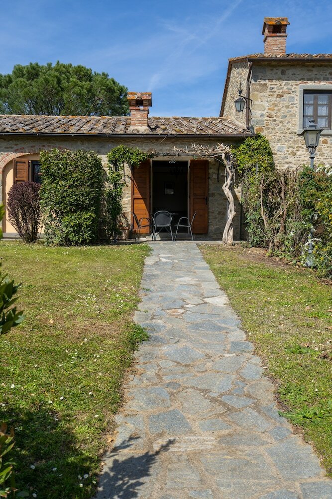 Фото Villa Borgo San Pietro