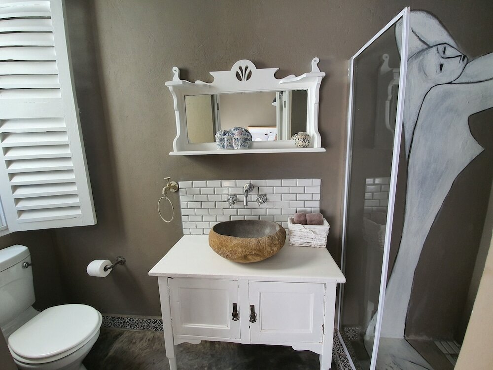 Фото Waterhouse Guest Lodges 202 Lawley Street