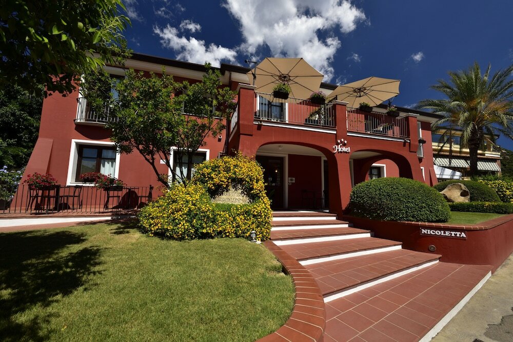 Фото Nicoletta Hotel