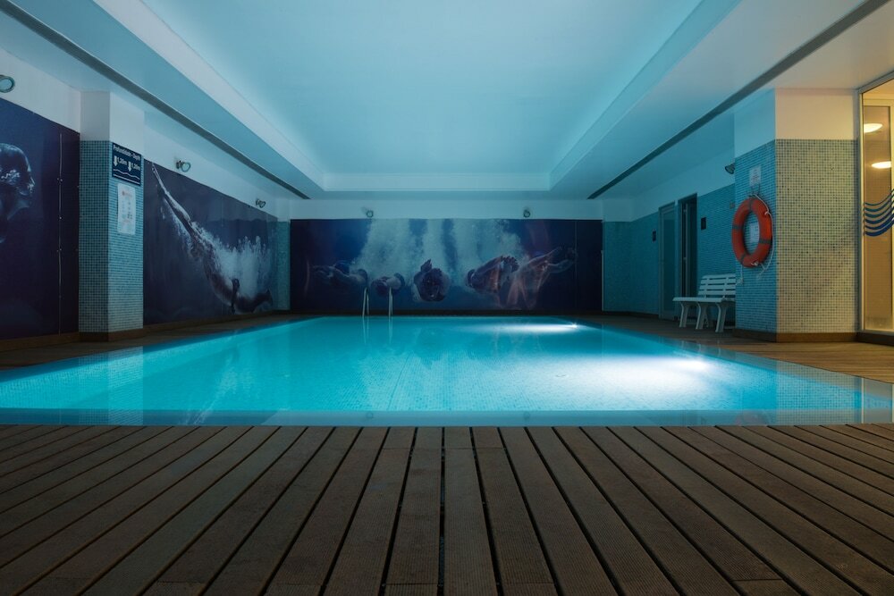 Фото VIP Executive Azores Hotel