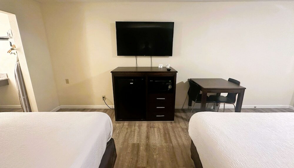 Фото SureStay Hotel by Best Western Williams