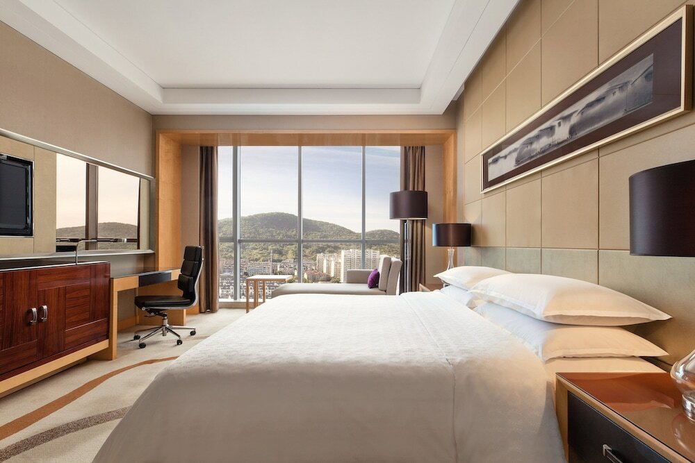 Фото Sheraton Zhenjiang Hotel
