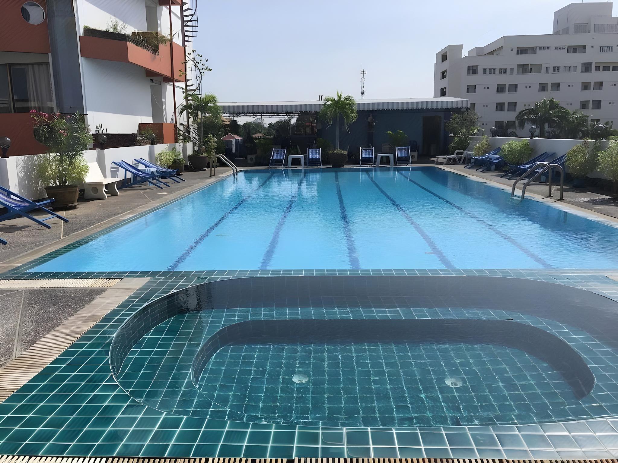Фото Jomtien longstay hotel