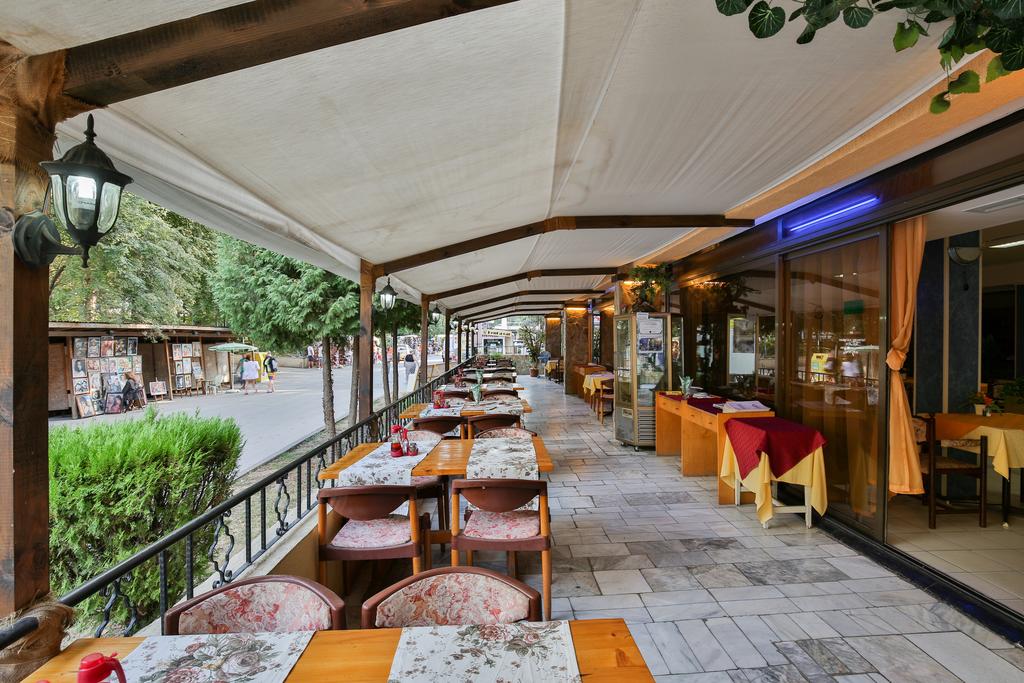 Фото Hotel Kamchia Park