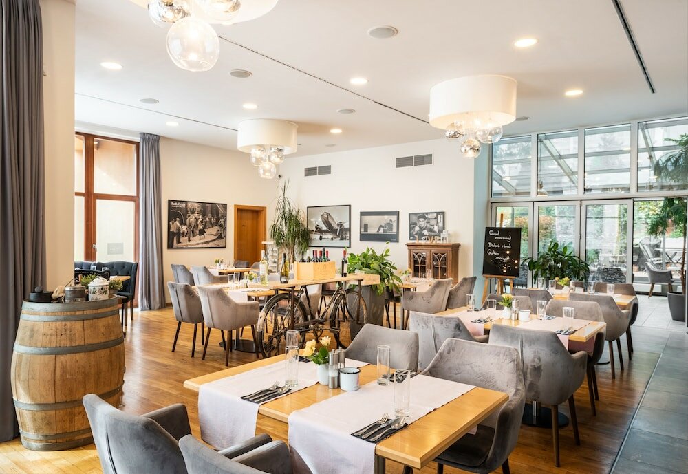 Фото Hotel Troja