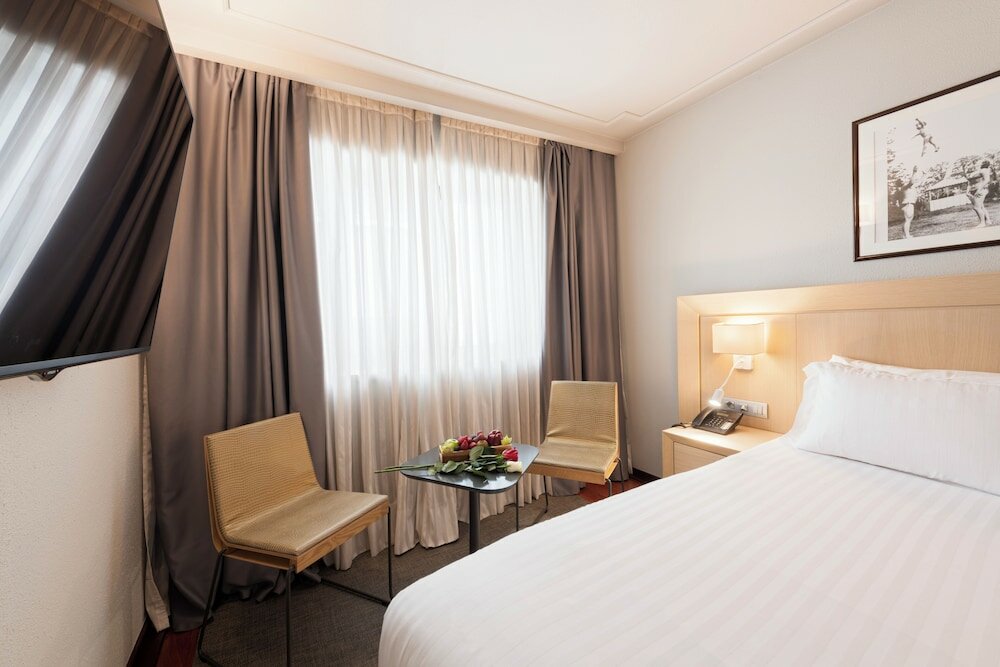 Фото Suites Plaza Hotel & Wellness Andorra