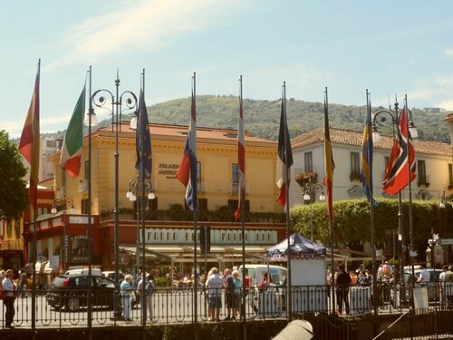 Внешний вид отеля Palazzo Jannuzzi Relais в Сорренто, фото 4