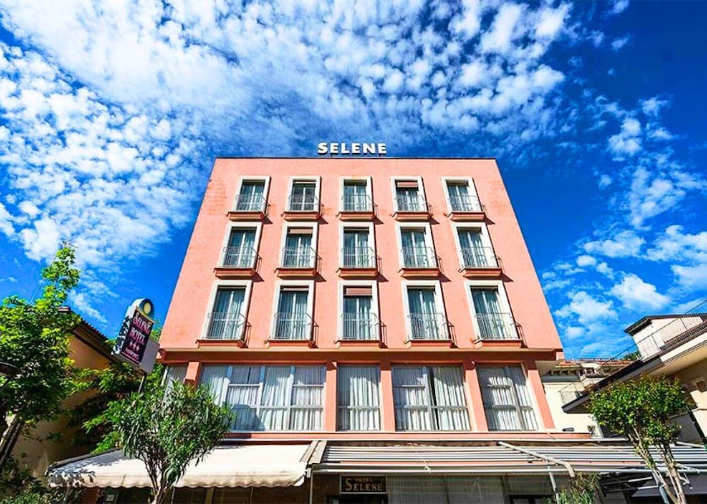 Фото Hotel Selene