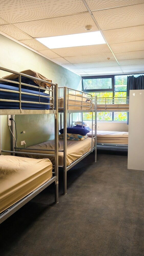 Фото Silverfern Backpackers