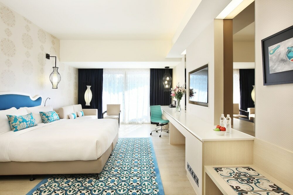 Фото Village Hotel Katong