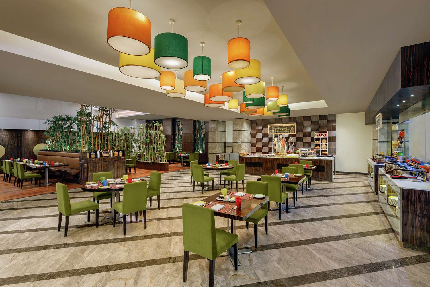 Фото DoubleTree by Hilton Hotel Gurgaon - New Delhi NCR