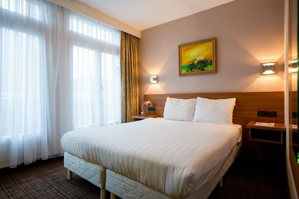 Фото Dutch Design Hotel Vondelpark