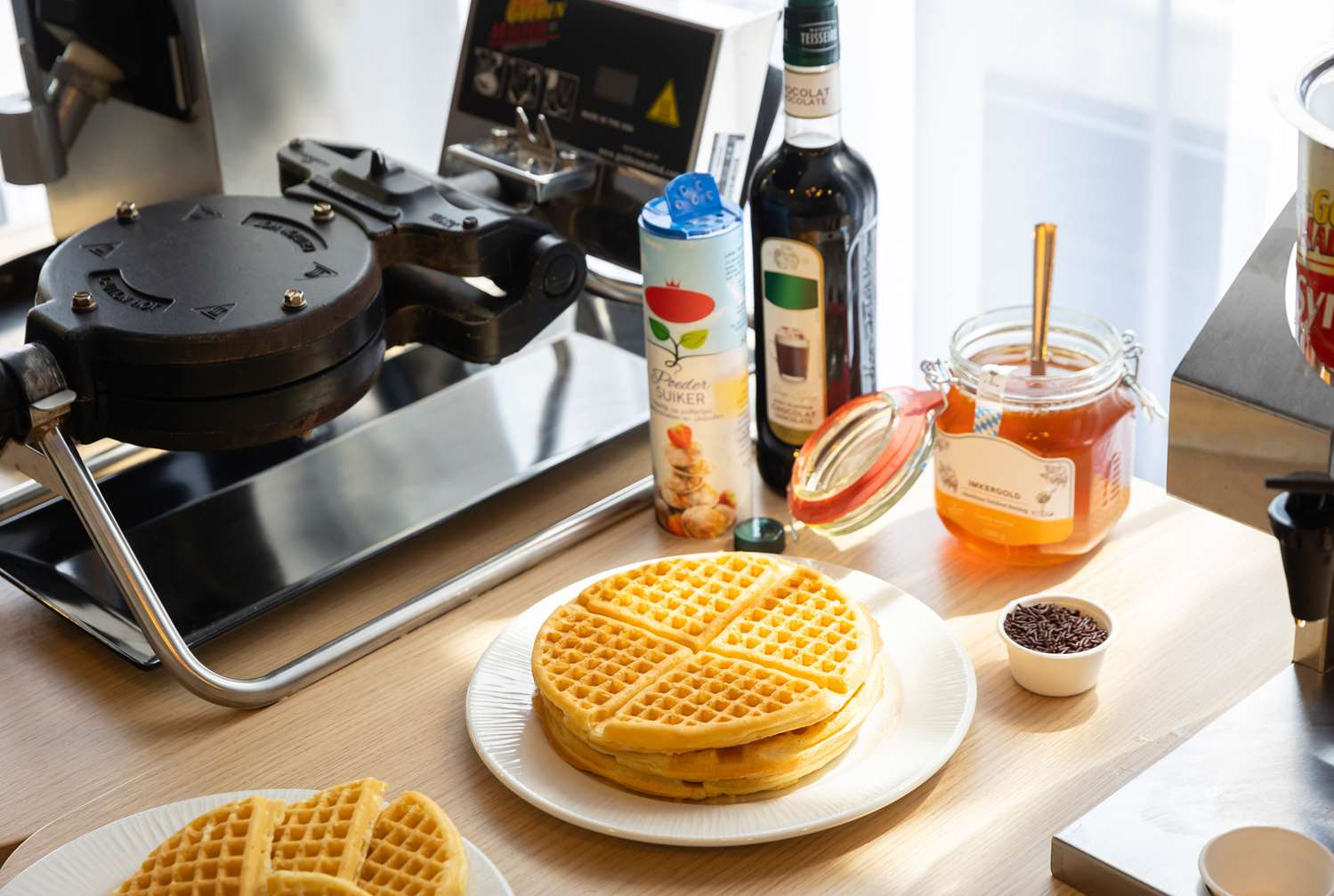 Фото Hampton by Hilton Amsterdam Airport Schiphol