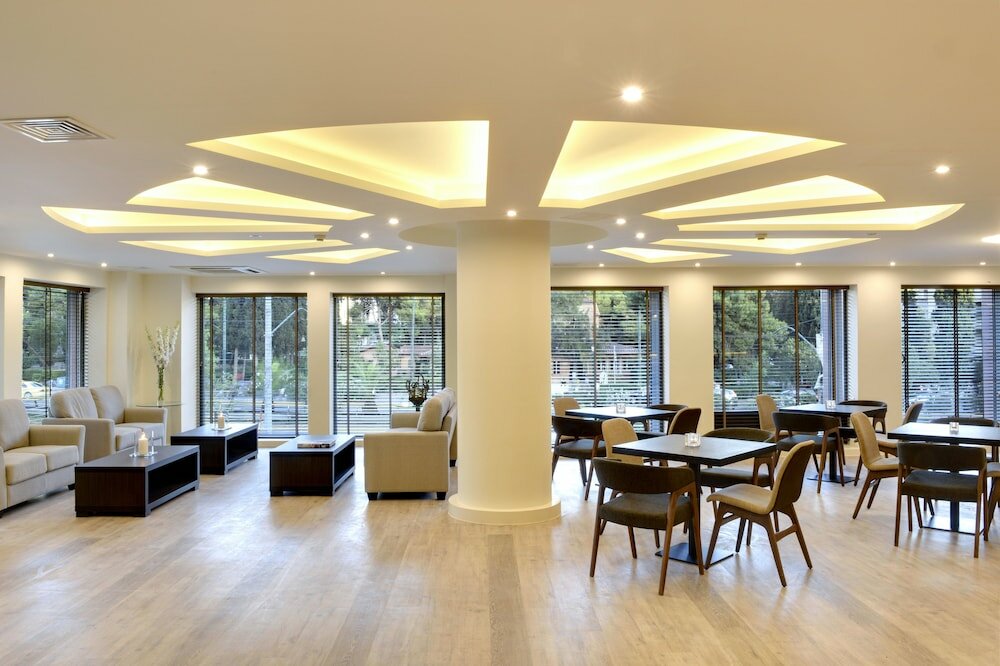 Фото Athens Avenue Hotel