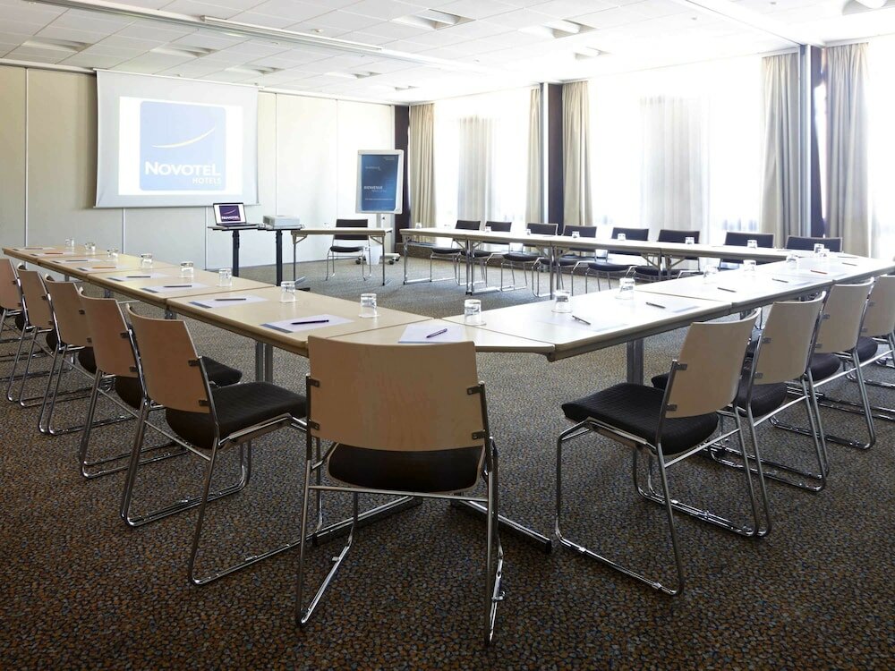 Фото Novotel Marseille Est Porte d'Aubagne