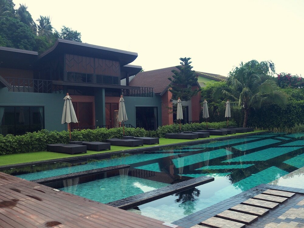 Фото Chaokoh Phi Phi Hotel & Resort