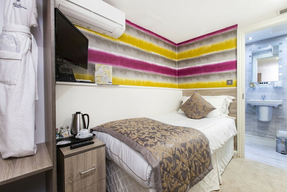 Фото Отель Shepherds Bush London