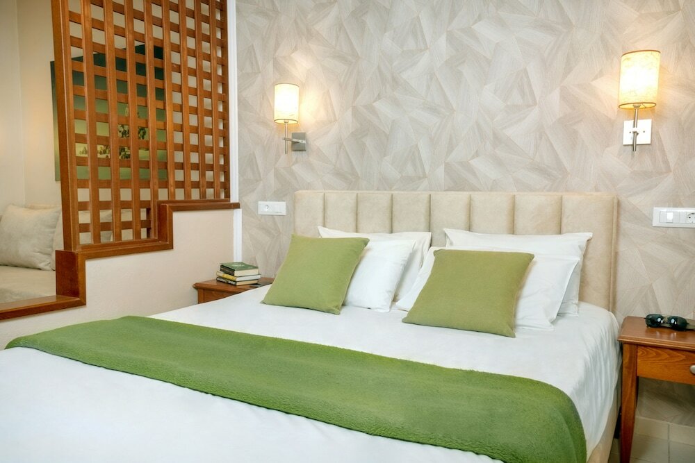 Фото Philoxenia Hotel & SPA