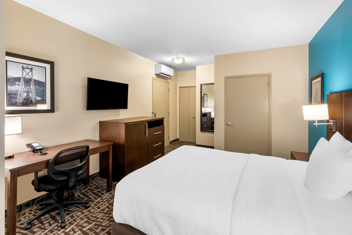 Фото Best Western Plus Hotel Montreal